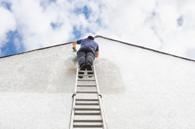 Peinture extérieure à Montverdun — façades et ravalement